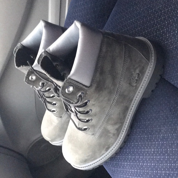 Timberlands - Picture 3 of 3